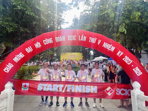 BẢO MINH THAM GIA GIẢI CHẠY MARATHON.jpg